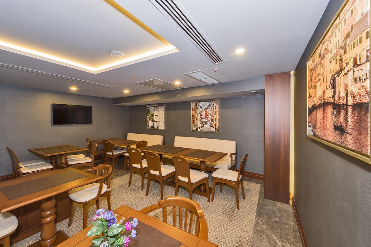 Genova Hotel 3*